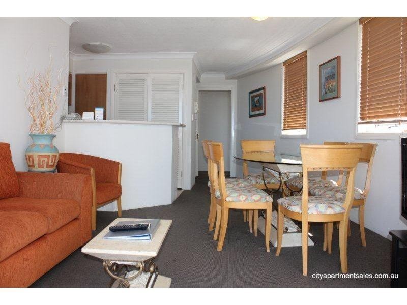 3072/2633 Gold Coast Highway, Broadbeach QLD 4218