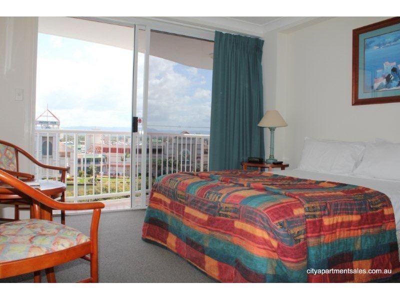 3072/2633 Gold Coast Highway, Broadbeach QLD 4218