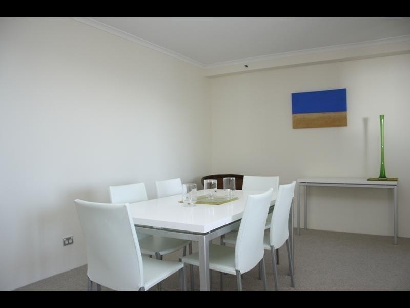 22 Montgomery Avenue, Main Beach QLD 4217