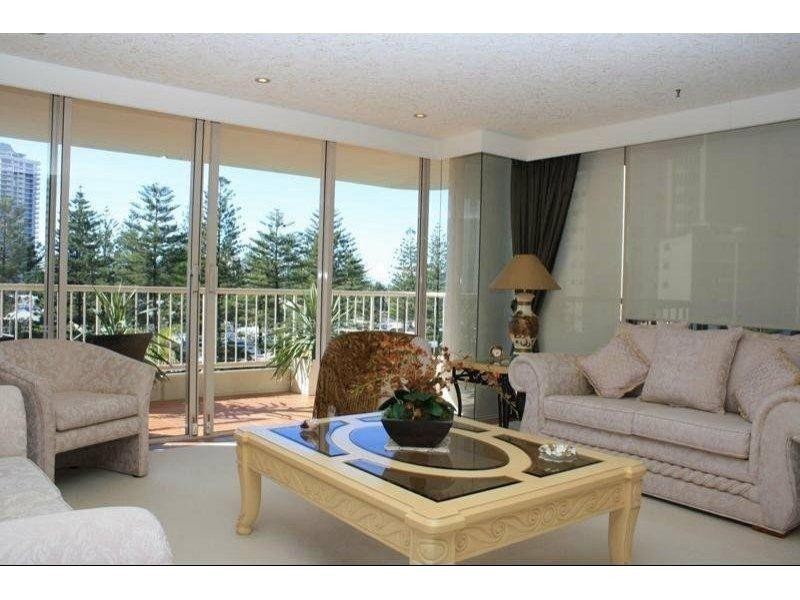 1 Peak Avenue, Main Beach QLD 4217