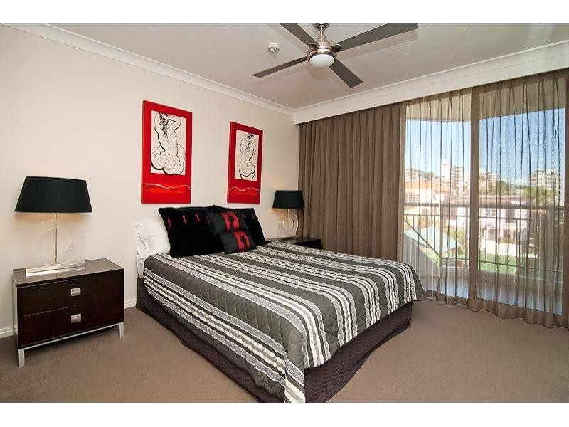 Apartment/1a/166-170 Marine Parade, Coolangatta QLD 4225