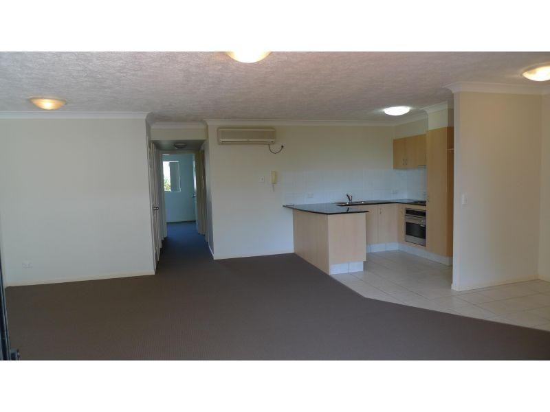 38 Labrador Street, Labrador QLD 4215