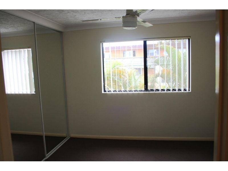 38 Labrador Street, Labrador QLD 4215