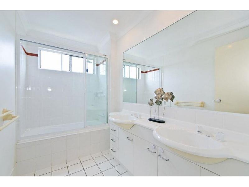 35 Miawela Street, Norman Park QLD 4170