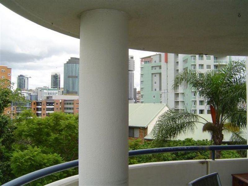unit 13 57 Lambert ST, Kangaroo Point QLD 4169