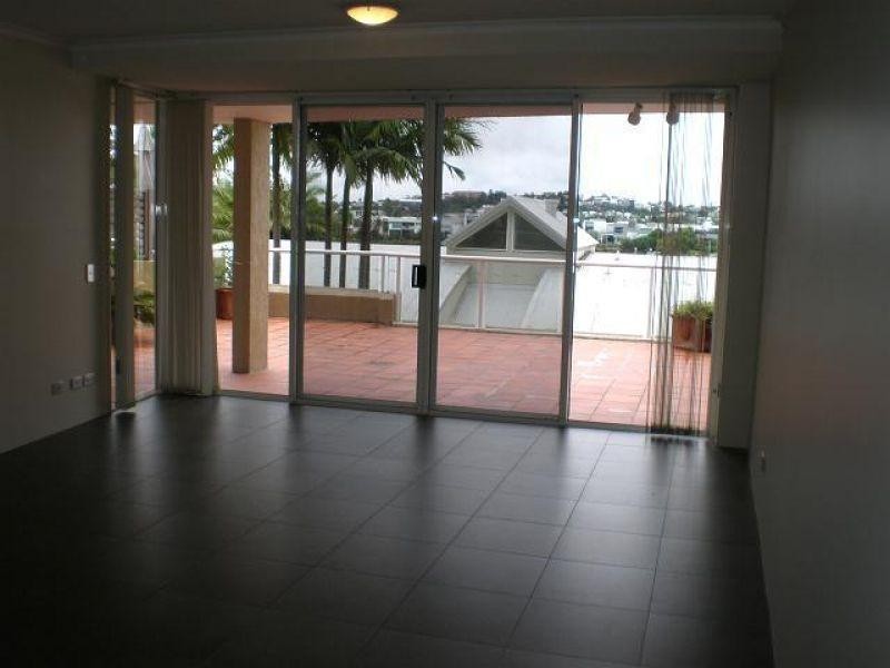 Unit 48/135 Macquarie Street, Teneriffe QLD 4005