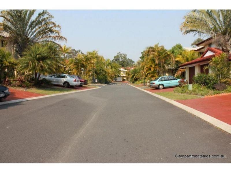 37/100 Alexander Drive, Highland Park QLD 4211