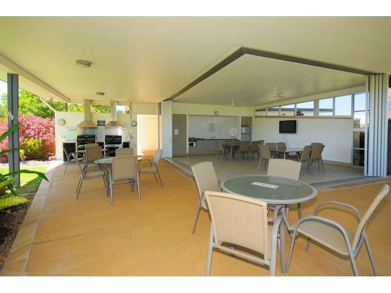 46/230 Pulgul Street, Urangan QLD 4655