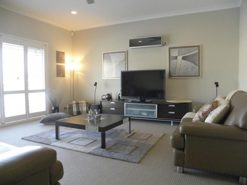 45/40 Cotlew Street East, Southport QLD 4215