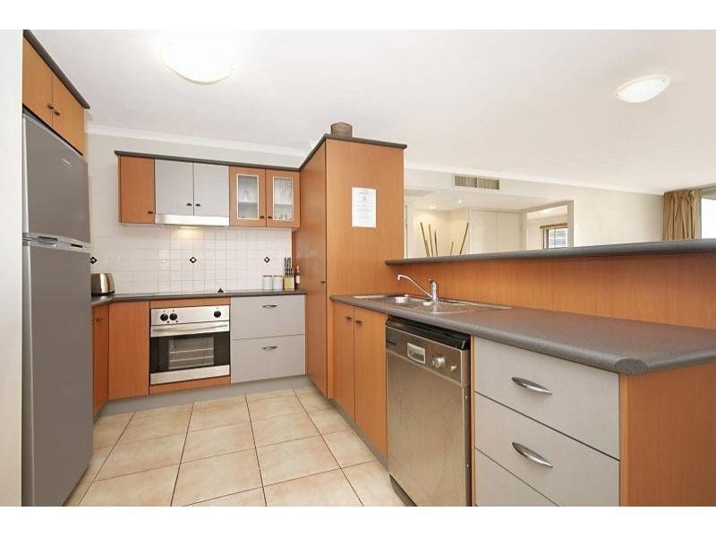 32 Stanley Street, Townsville City QLD 4810