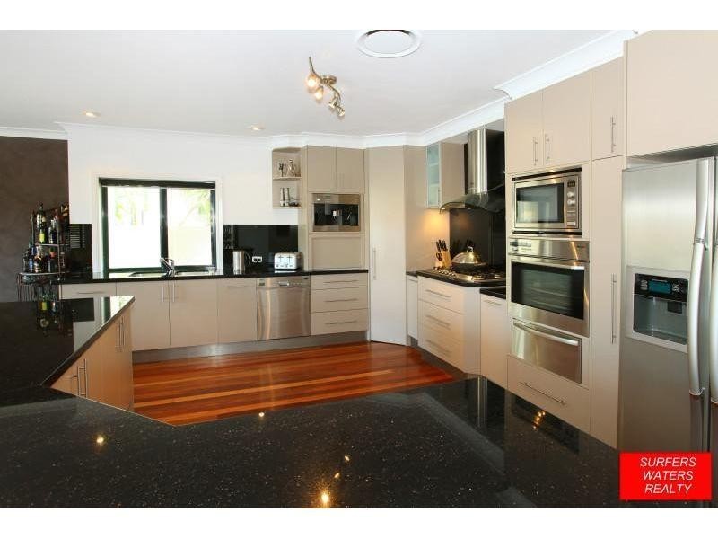 135/40 Cotlew Street East, Southport QLD 4215