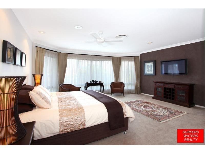 135/40 Cotlew Street East, Southport QLD 4215