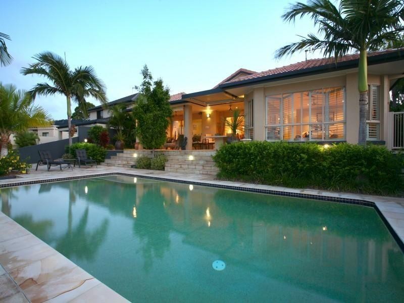 40 Cotlew Street East, Southport QLD 4215