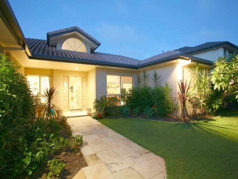 40 Cotlew Street East, Southport QLD 4215
