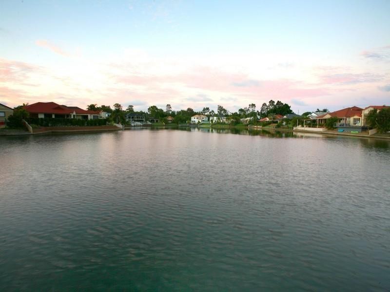 40 Cotlew Street East, Southport QLD 4215