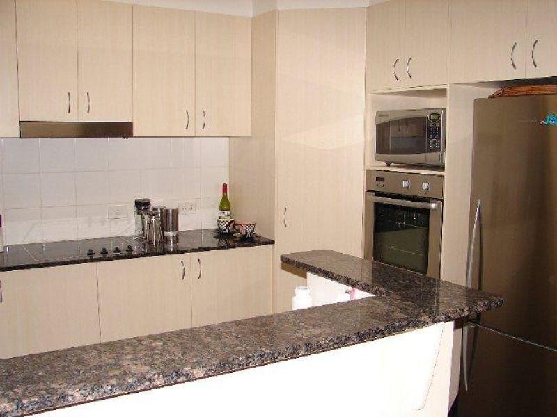 19/6 Fifth Avenue, Burleigh Heads QLD 4220