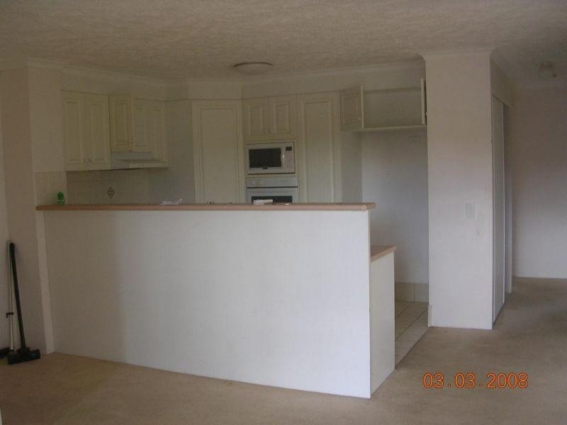 36 ALEXANDRA AVE, Broadbeach QLD 4218