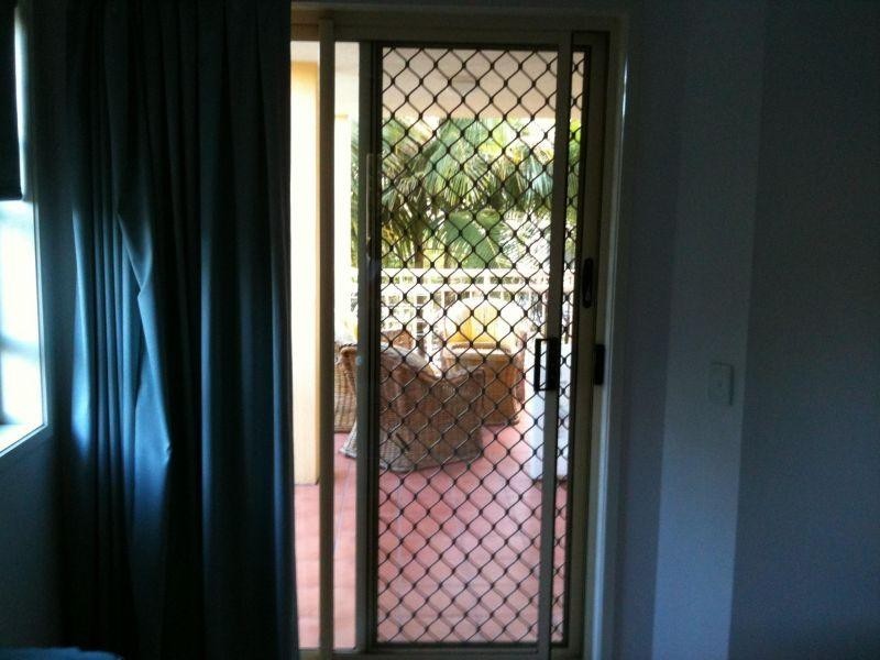 36 ALEXANDRA AVE, Broadbeach QLD 4218