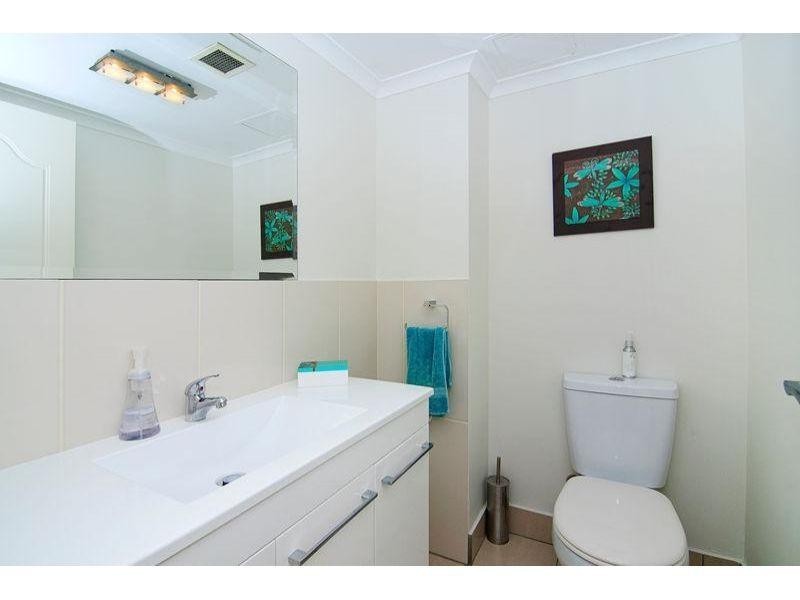 31/41a Broadwater Street, Runaway Bay QLD 4216