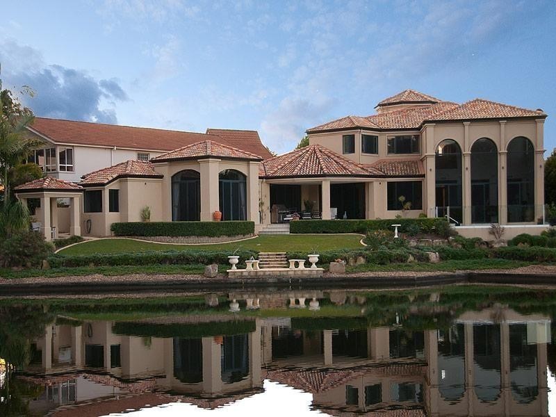 117/40 Cotlew Street East, Southport QLD 4215