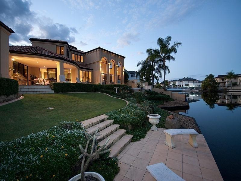 117/40 Cotlew Street East, Southport QLD 4215