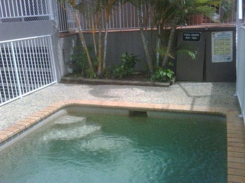 Chevron Island QLD 4217