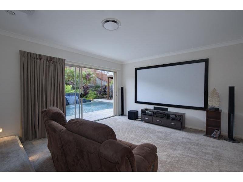 10 Koolang Crescent, Reedy Creek QLD 4227