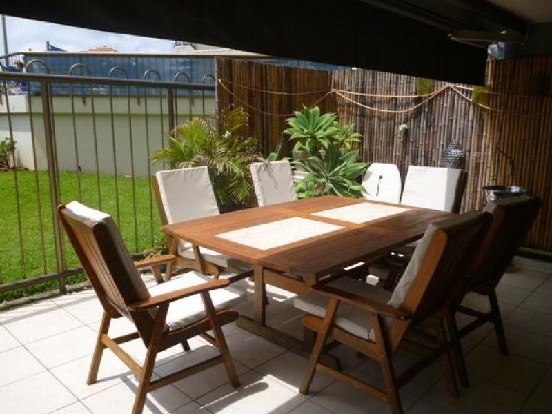 2/45 Hayle Street, Burleigh Heads QLD 4220