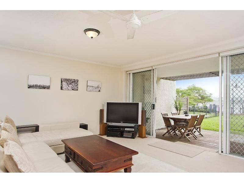 Unit 72/135 Macquarie Street, Teneriffe QLD 4005