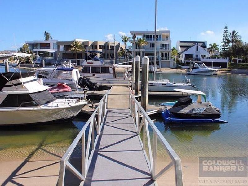22 Commodore Drive, Paradise Waters QLD 4217