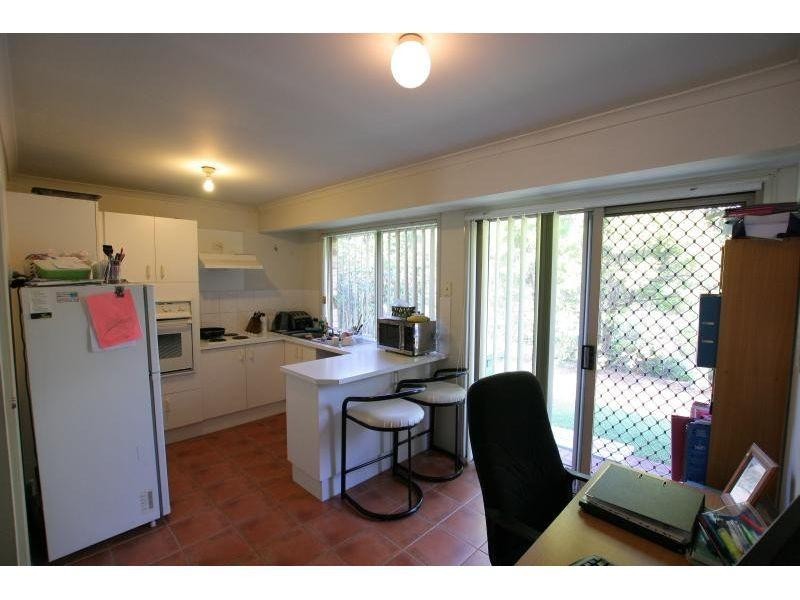 24/1 Golden Palms Court, Ashmore QLD 4214