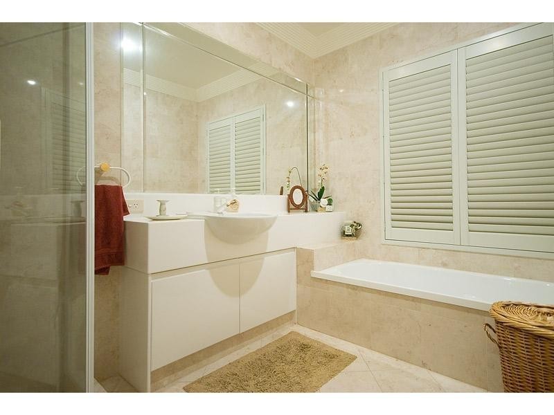 26/40 Cotlew Street East, Southport QLD 4215