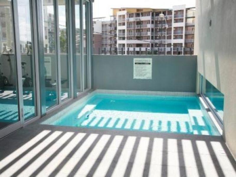 32 Stanley Street, Townsville City QLD 4810