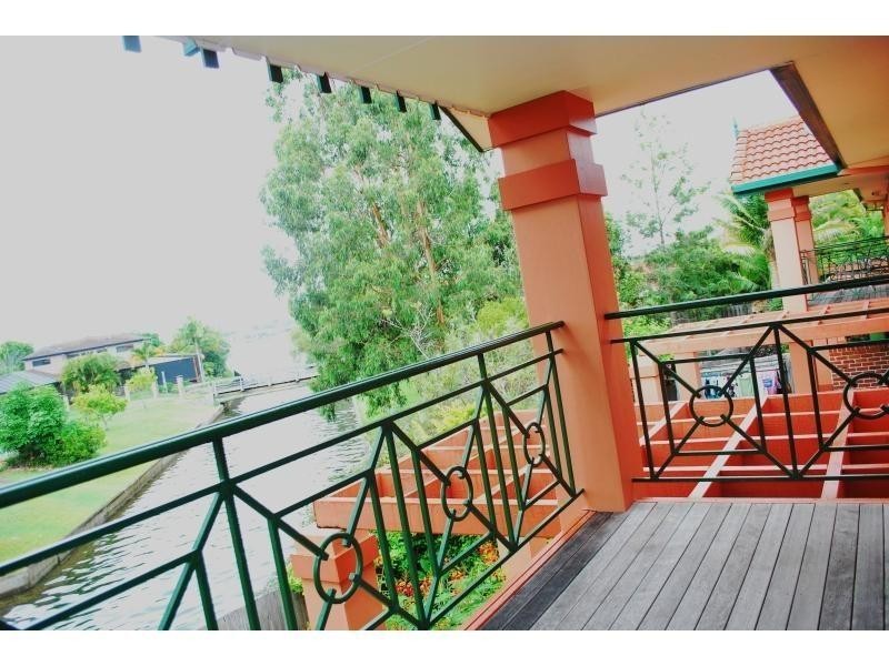 227/125 Hansford Road, Coombabah QLD 4216