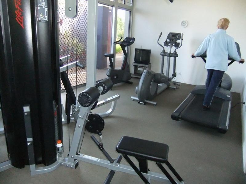 10/230 Pulgul Street, Urangan QLD 4655