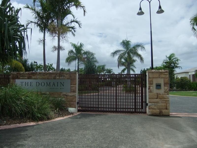 10/230 Pulgul Street, Urangan QLD 4655