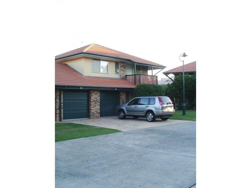 23 Tristan Court, Benowa QLD 4217