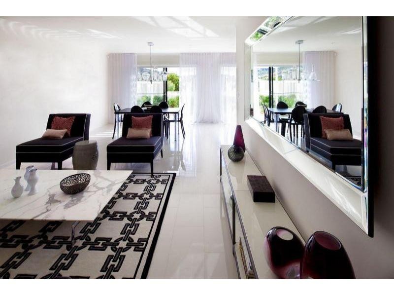 92/18 Archipelago Street, Pacific Pines QLD 4211