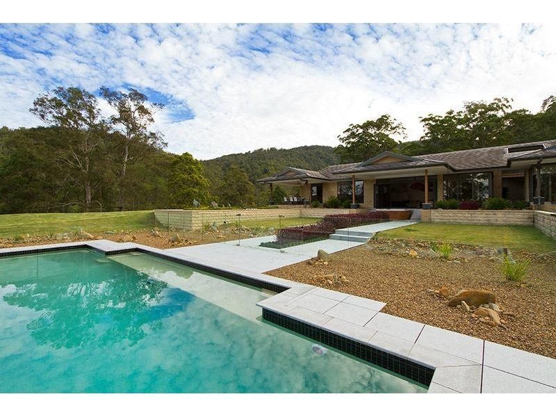 Advancetown QLD 4211