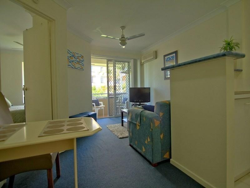43  Cypress Ave, Surfers Paradise QLD 4217