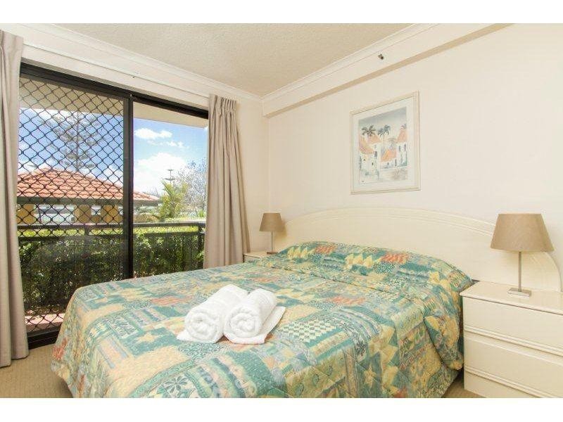 452 Marine Parade, Biggera Waters QLD 4216