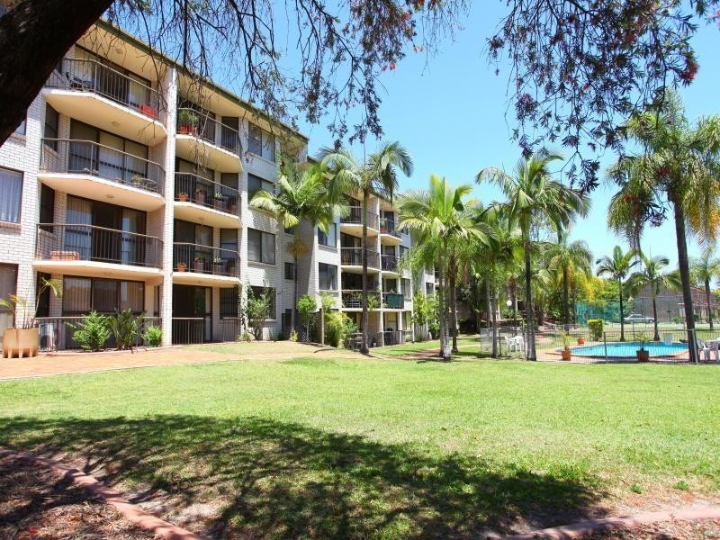 40 Murev Way, Carrara QLD 4211