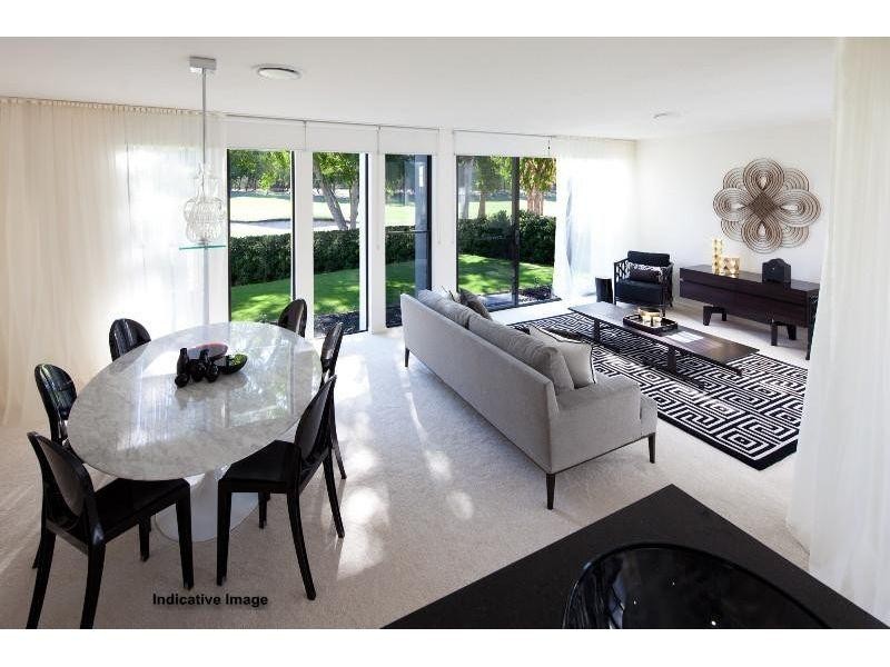 910 Medinah Ave, Robina QLD 4226