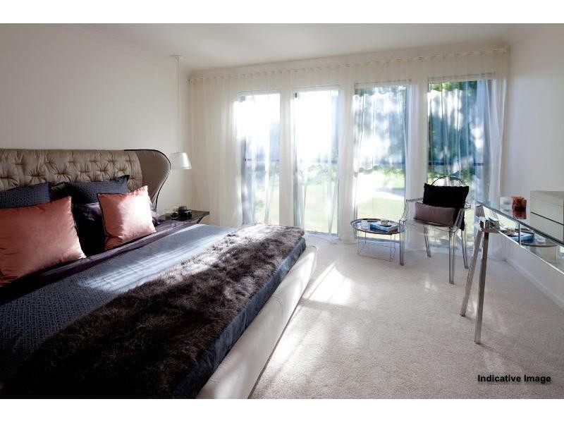 910 Medinah Ave, Robina QLD 4226