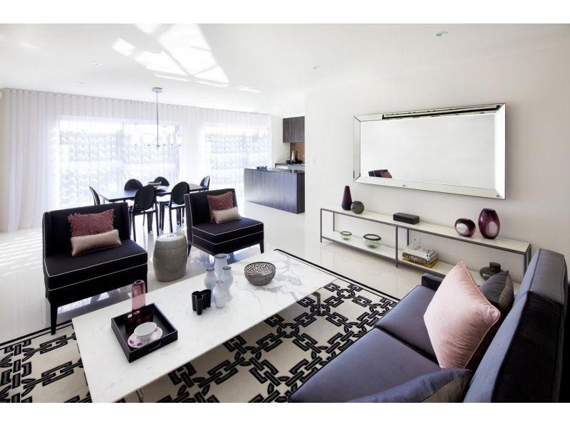 4/14 Norris St, Pacific Pines QLD 4211