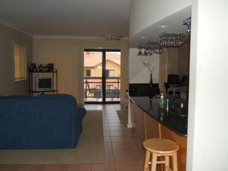 85 Palm Meadows Drive, Carrara QLD 4211