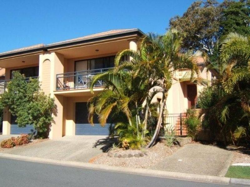 85 Palm Meadows Drive, Carrara QLD 4211