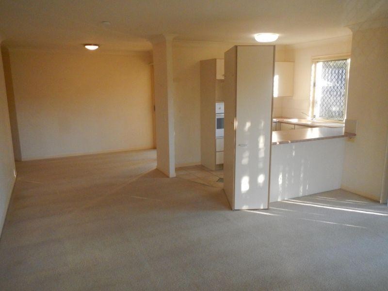 2/42 Ancona St, Carrara QLD 4211