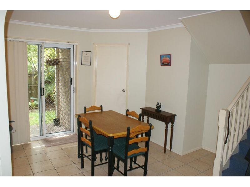 42 Murev Way, Carrara QLD 4211