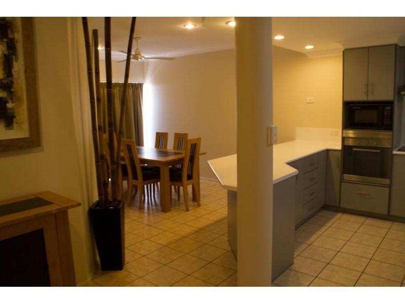 Villa 12/24 Pandanus Drive, Cannonvale QLD 4802